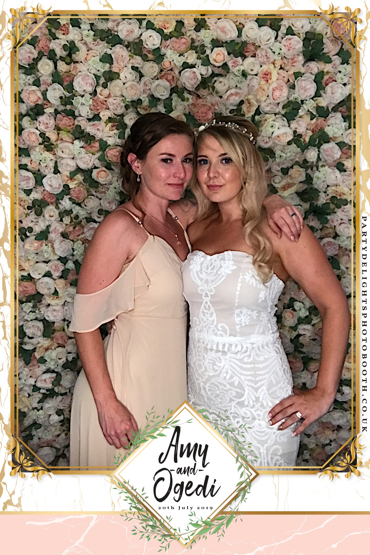 Ogedi and Amy’s Wedding - Prints | View more photos from the event at gallery.partydelightsphotobooth.co.uk/u/PartyDelightsPhotoBooth/Ogedi-and-Amy’s-Wedding-Prints-0
